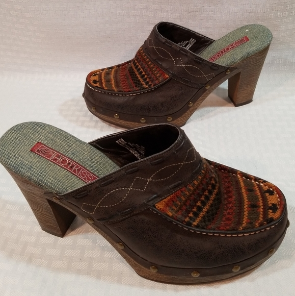 Hot Kiss Shoes Hot Kiss Ariel Tweed Studded Clogs Sz M